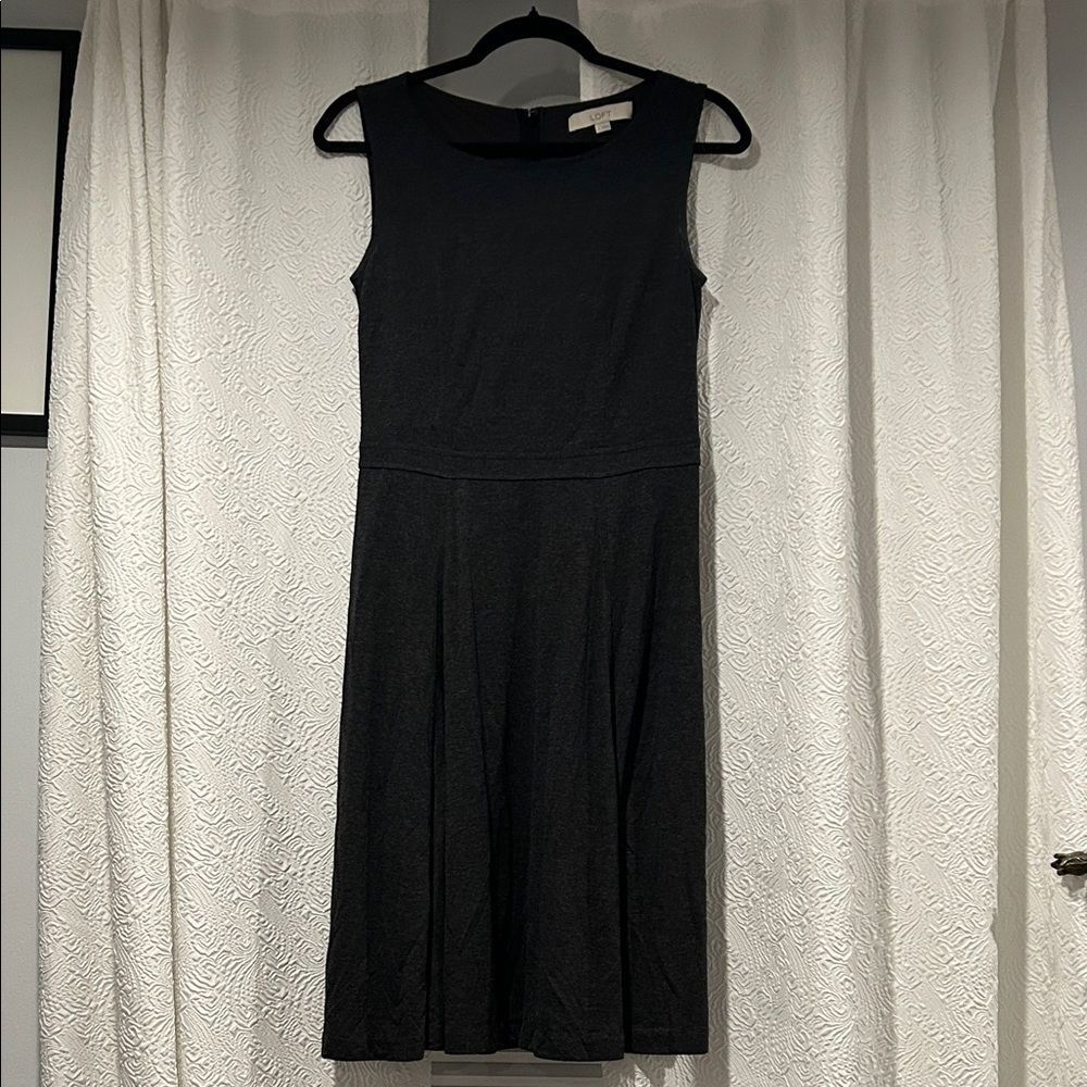 LOFT Classic Gray A-Line Sleeveless Midi Dress with Black Back Zipper
